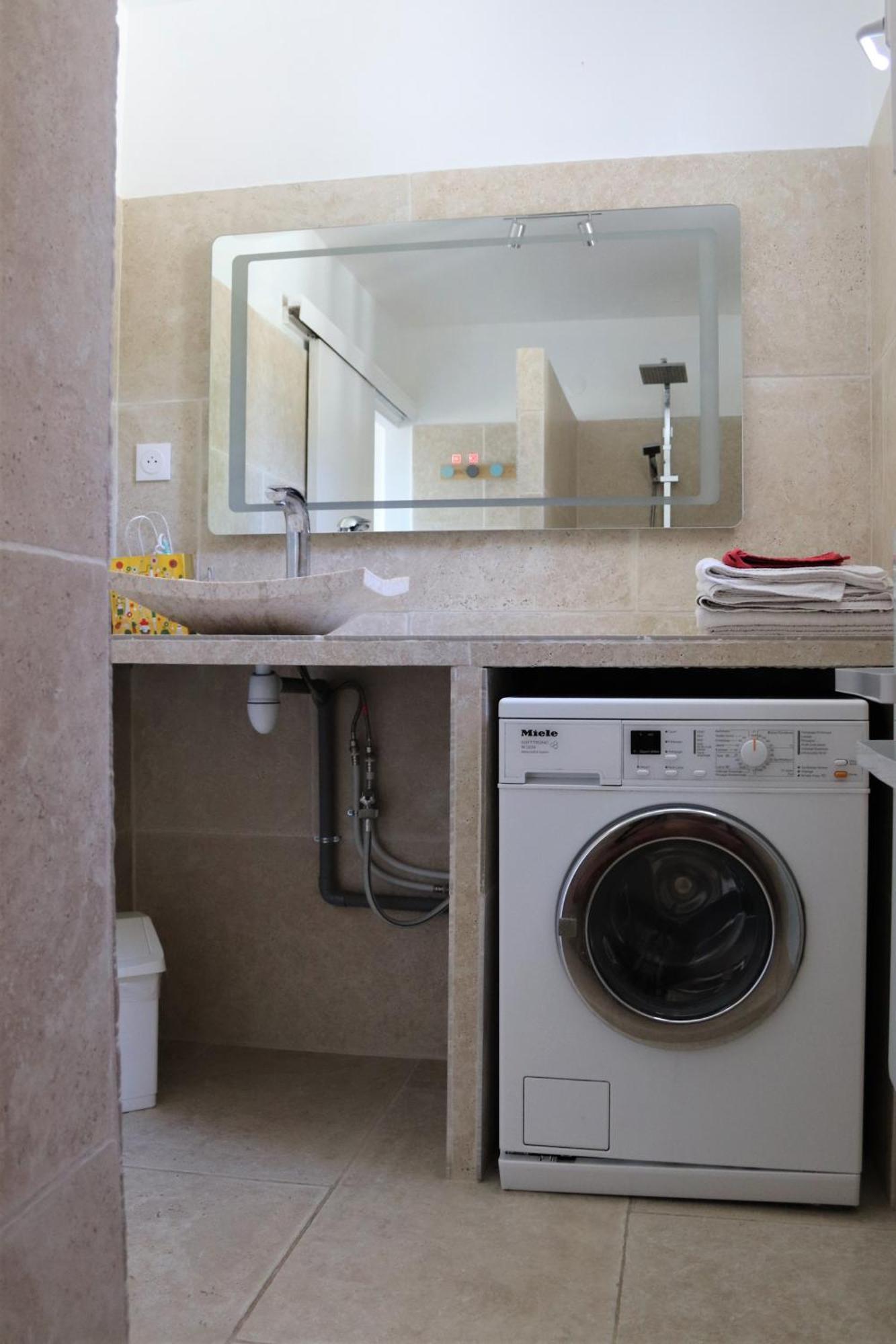 La Petite Grande Apartment Lurs Luaran gambar